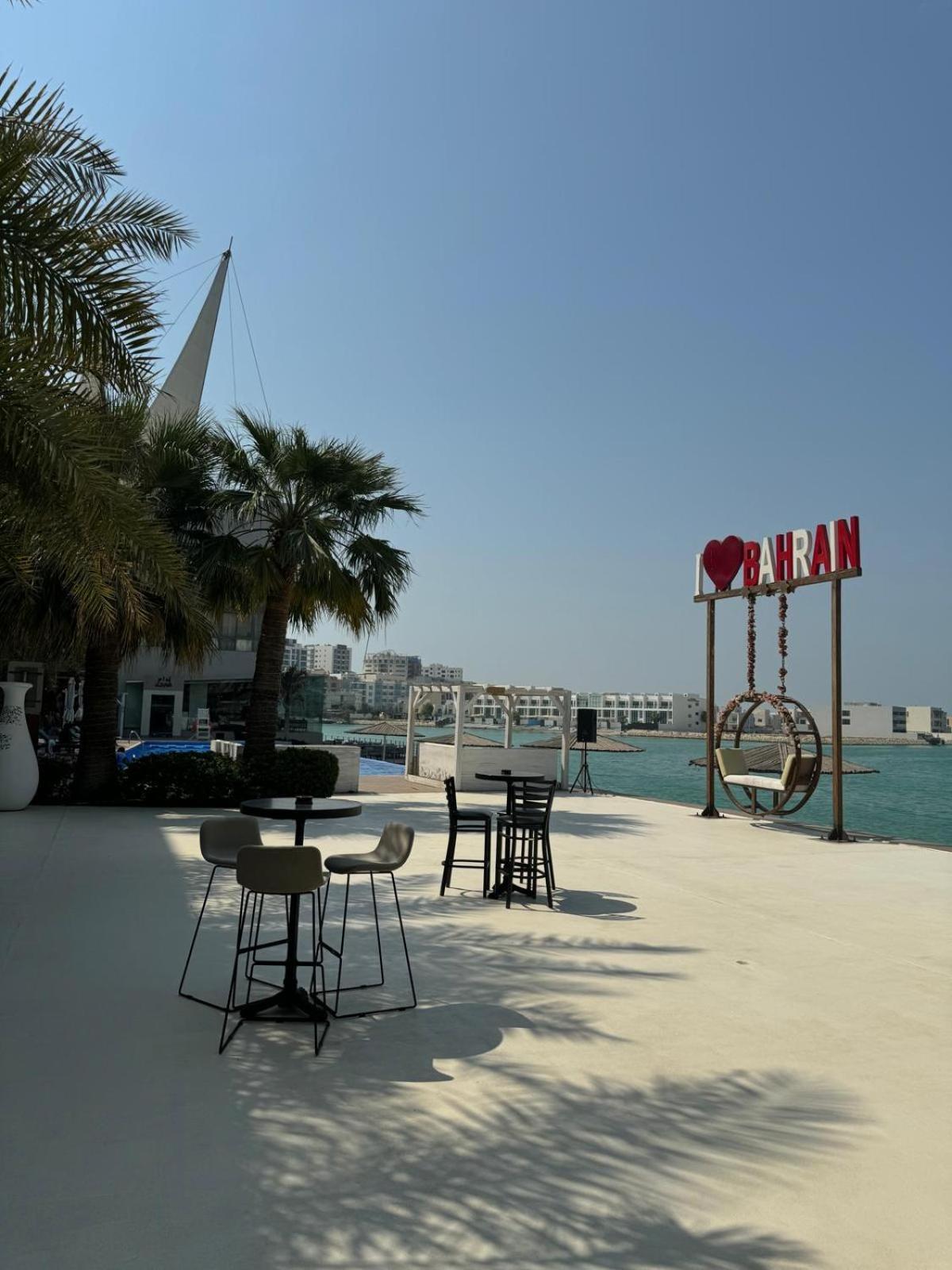 Dragon Hotel And Resort Muharraq Eksteriør bilde